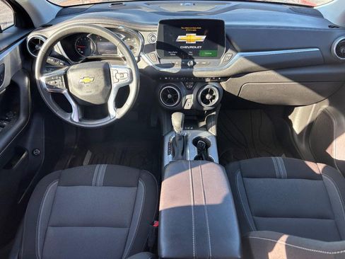 Certified 2024 Chevrolet Blazer LT w/ Convenience Package image 11