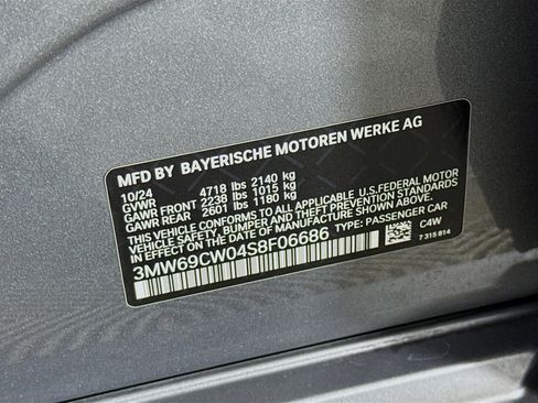 Used 2025 BMW 330i Sedan image 40