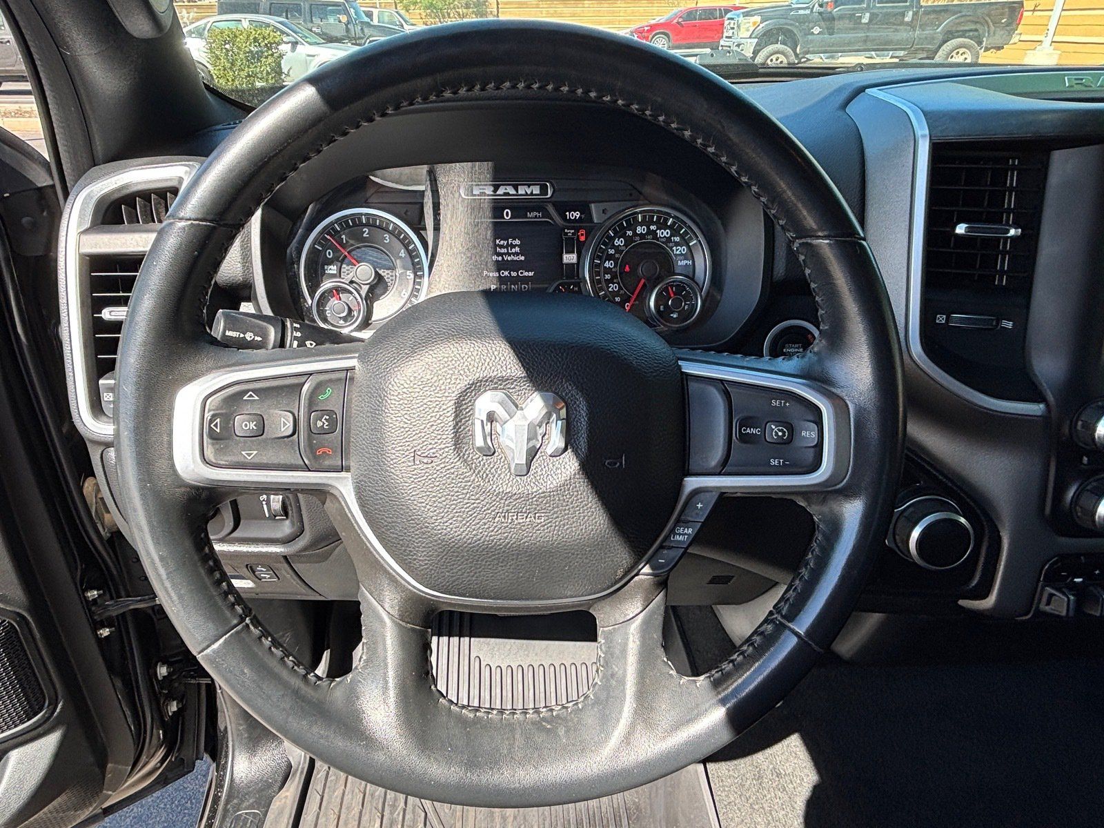 Used 2022 RAM 1500 Lone Star AWD/4WD image 12