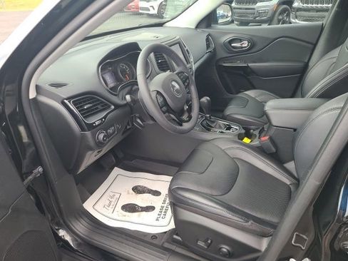 Used 2023 Jeep Cherokee Altitude Lux w/ Lux Elite Package image 10