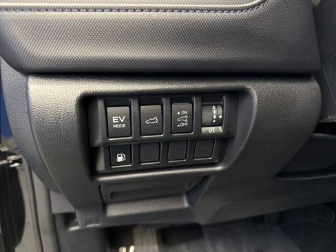 Certified 2025 Subaru Forester Limited w/ Popular Package AWD/4WD image 15