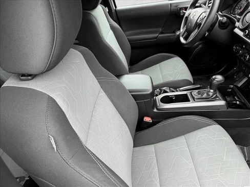 Certified 2023 Toyota Tacoma TRD Sport image 19