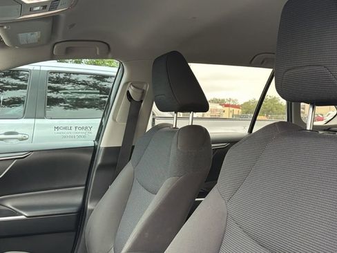 Used 2024 Toyota RAV4 LE FWD image 10