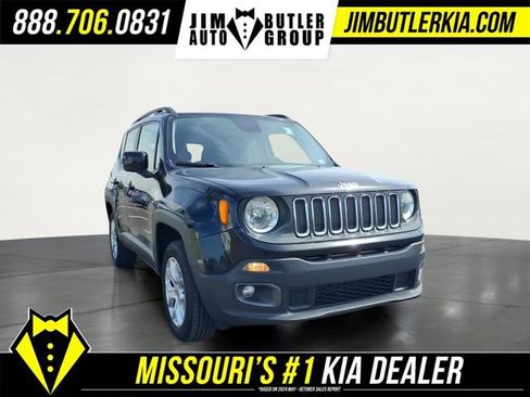 Used 2017 Jeep Renegade Latitude AWD/4WD image 25