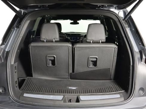 Used 2020 Cadillac XT6 Premium Luxury FWD image 18