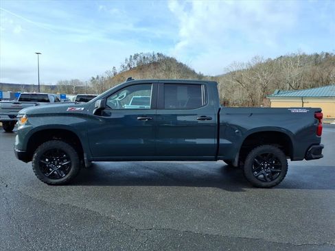 Used 2025 Chevrolet Silverado 1500 Custom Trail Boss image 2
