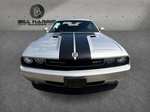 Used 2009 Dodge Challenger SRT8 w/ SRT Option Group II RWD image 2