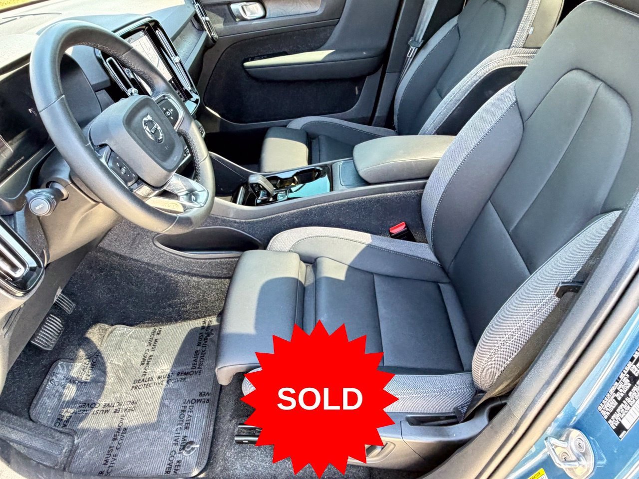 Certified 2023 Volvo C40 Recharge Core AWD/4WD image 28