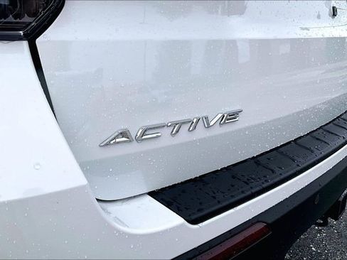 New 2026 Ford Explorer Active w/ Active Comfort Package image 9