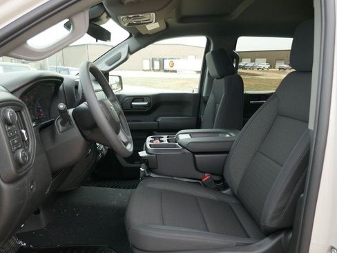 New 2026 Chevrolet Silverado 1500 Custom Trail Boss w/ Dark Appearance Package AWD/4WD image 13