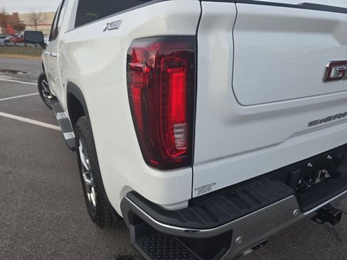 Used 2024 GMC Sierra 1500 SLT w/ SLT Premium Package image 30