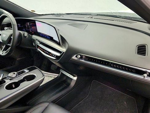 Used 2024 Cadillac Lyriq Luxury image 21