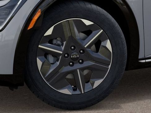 New 2026 Kia EV6 Light RWD image 9