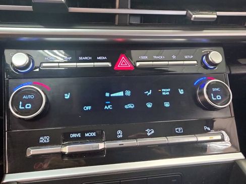 Certified 2025 Hyundai Santa Fe SEL FWD image 21