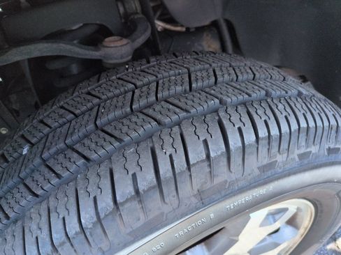 Used 2010 Ford F150 STX RWD image 26