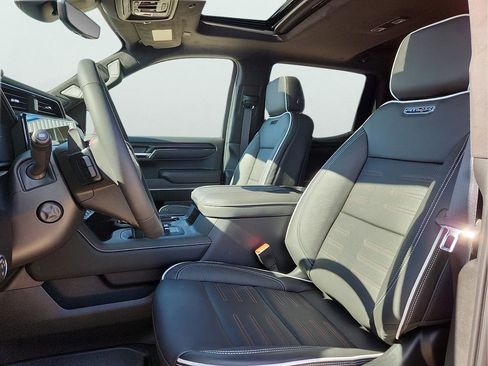 New 2026 GMC Sierra 1500 AT4X image 17