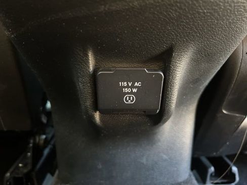 Used 2016 Jeep Cherokee Limited FWD image 13