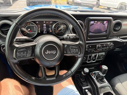 Used 2021 Jeep Wrangler Unlimited Sport AWD/4WD image 20