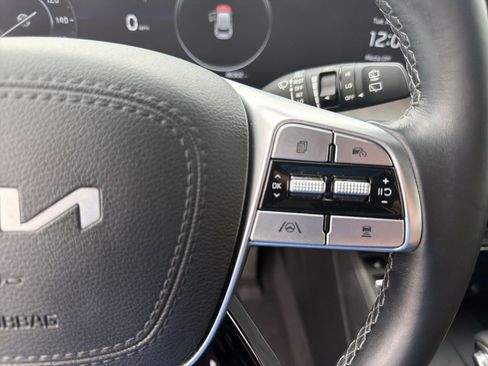Used 2023 Kia Telluride SX AWD/4WD image 33