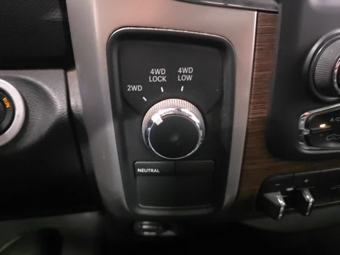 Used 2018 RAM 2500 Laramie w/ Snow Chief Group AWD/4WD image 19