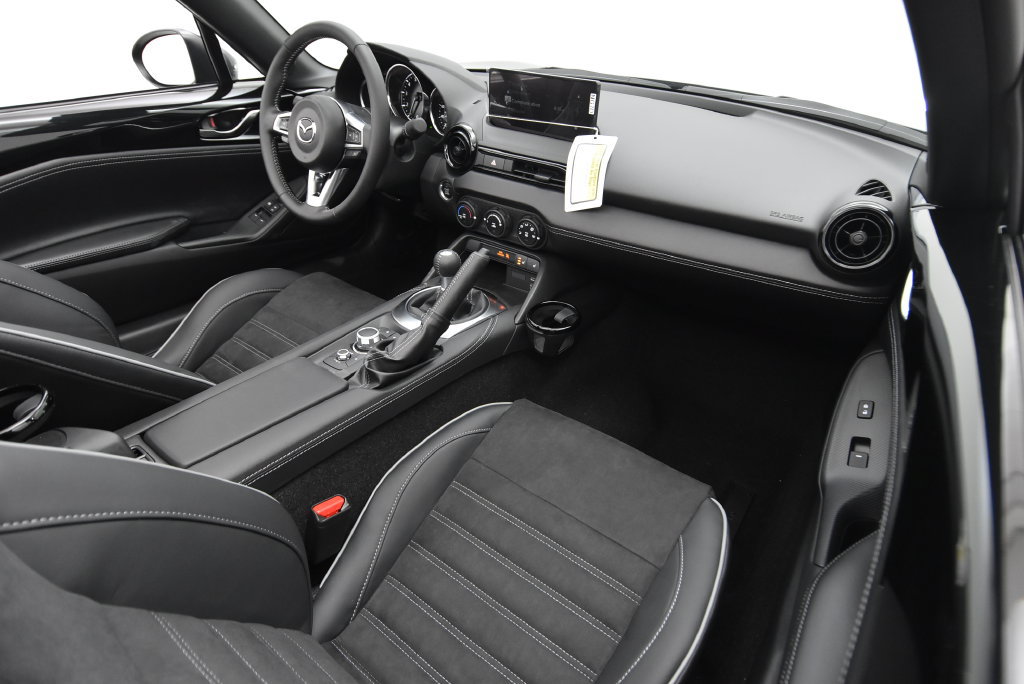 Used 2025 MAZDA MX-5 Miata Club w/ Brembo/BBS Recaro Package RWD image 29