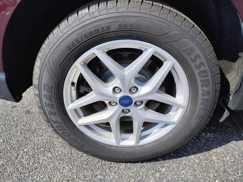 Used 2022 Ford Edge SEL AWD/4WD image 25