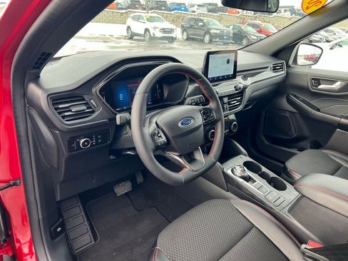 Used 2025 Ford Escape ST-Line Select image 17