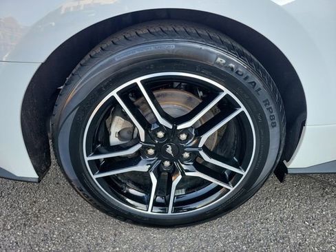 Used 2022 Ford Mustang Coupe w/ Equipment Group 101A image 7