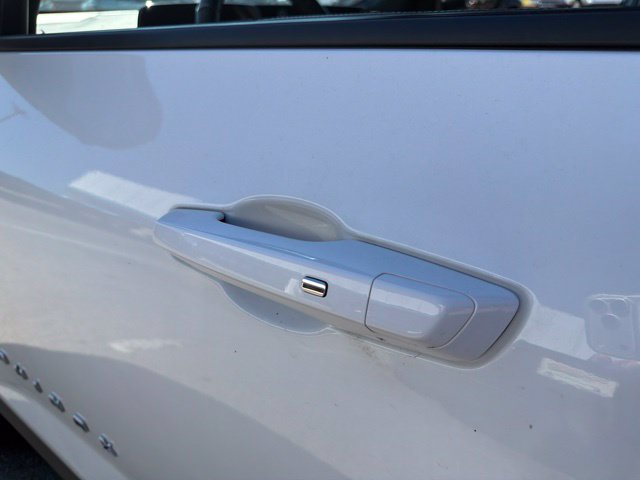 Used 2025 Chevrolet Equinox LT w/ Convenience Package II AWD/4WD image 14