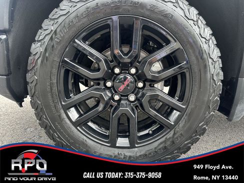 Used 2023 GMC Sierra 1500 Pro w/ Graphite Edition AWD/4WD image 11