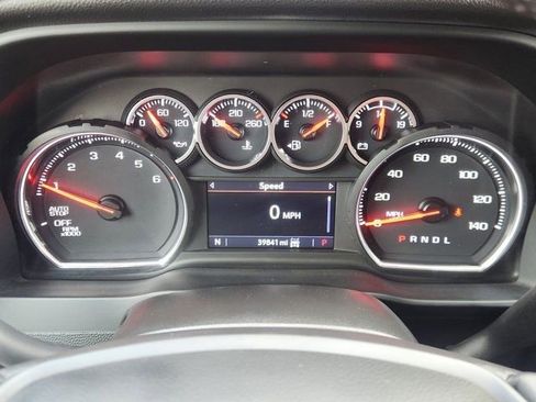 Used 2022 Chevrolet Silverado 1500 LT Trail Boss w/ Bed Protection Package image 7