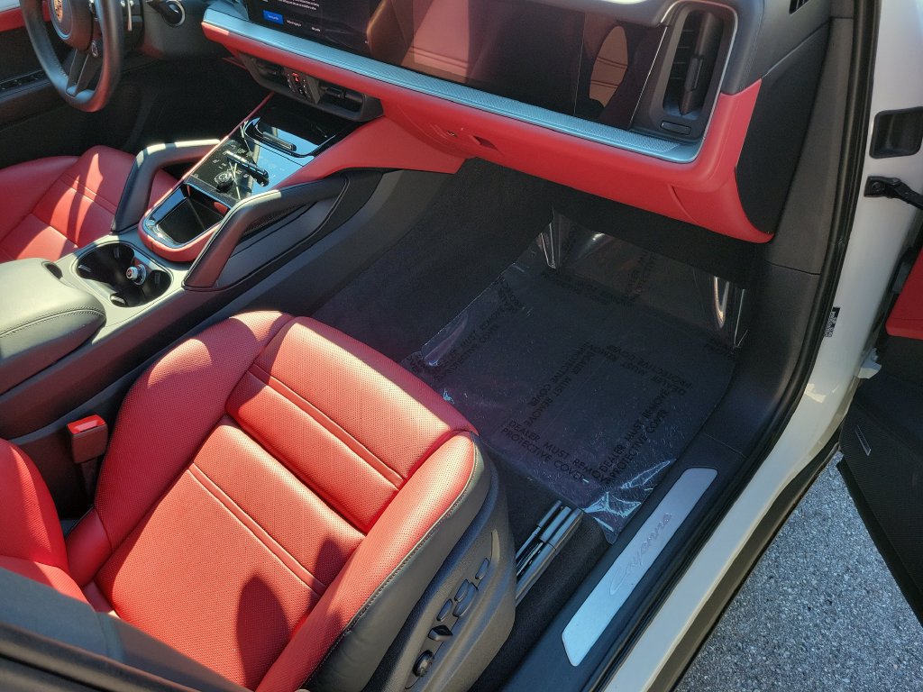 Certified 2026 Porsche Cayenne Coupe AWD/4WD image 19