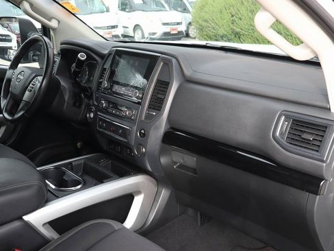 Used 2023 Nissan Titan SV w/ SV Convenience Package image 44