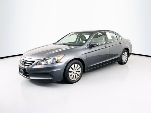 Used 2011 Honda Accord LX image 3