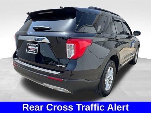 Used 2023 Ford Explorer XLT w/ Equipment Group 202A AWD/4WD image 5