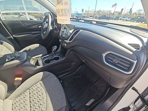 Used 2024 Chevrolet Equinox LT AWD/4WD image 25