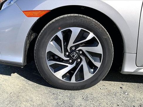 Used 2019 Honda Civic LX image 5