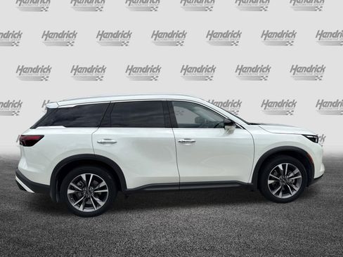 Used 2023 INFINITI QX60 Luxe w/ Cargo Package FWD image 11