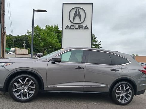 Used 2023 Acura MDX w/ Technology Package AWD/4WD image 2