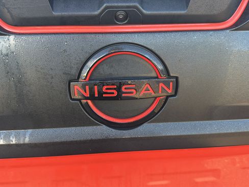 Certified 2025 Nissan Frontier PRO-4X AWD/4WD image 18