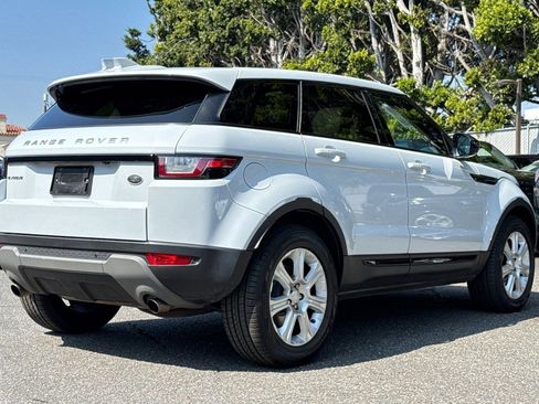 Used 2017 Land Rover Range Rover Evoque SE Premium AWD/4WD image 8