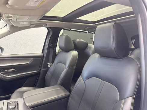 Used 2024 MAZDA CX-90 Plug-In Hybrid w/ Premium Pkg AWD/4WD image 15