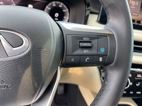 Used 2023 INFINITI QX60 Luxe w/ Performance Audio Package image 18