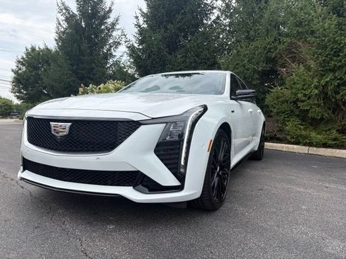 Used 2025 Cadillac CT5 V w/ Platinum Package AWD/4WD image 1