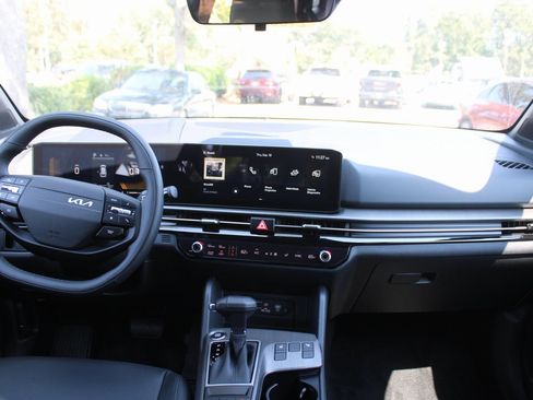 New 2026 Kia Sportage X-Line w/ X-Line Premium Package image 24