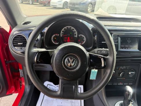 Used 2016 Volkswagen Beetle 1.8T FWD image 11