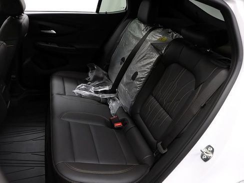 New 2026 Buick Envista Avenir image 11