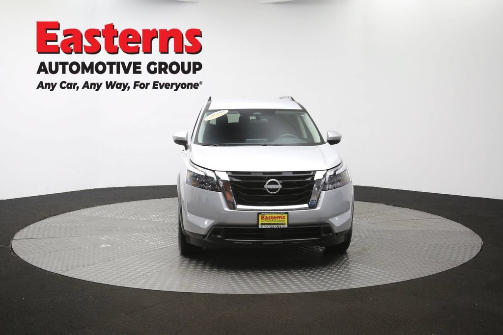 Used 2025 Nissan Pathfinder SV FWD image 56