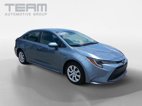 Used 2024 Toyota Corolla LE FWD image 1