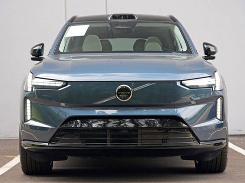 Used 2025 Volvo EX90 Plus AWD/4WD image 7